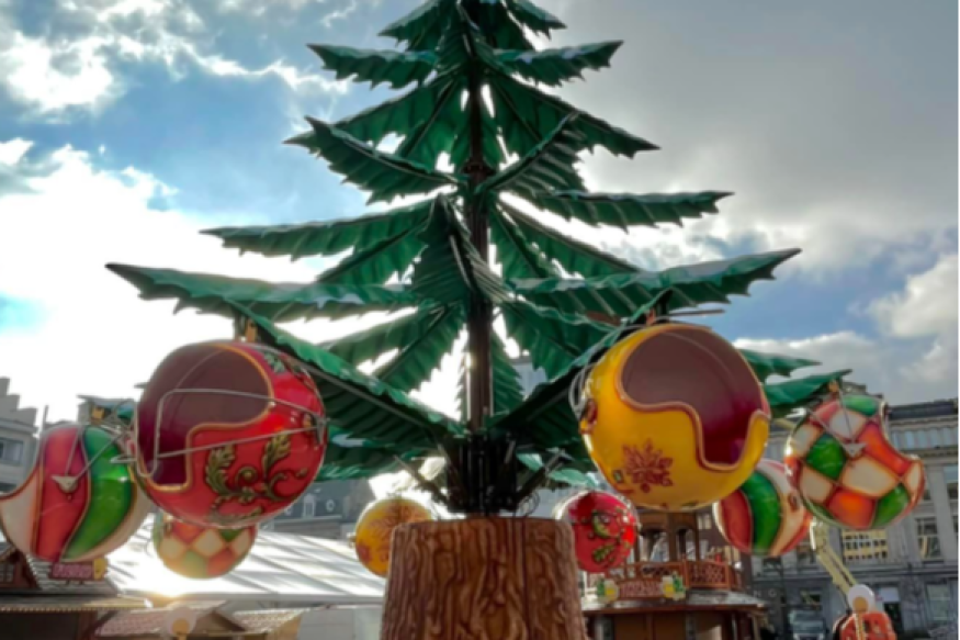 Charleroi s'illumine : Ouverture du Village de Noël et Festivités Hautes en Couleurs.